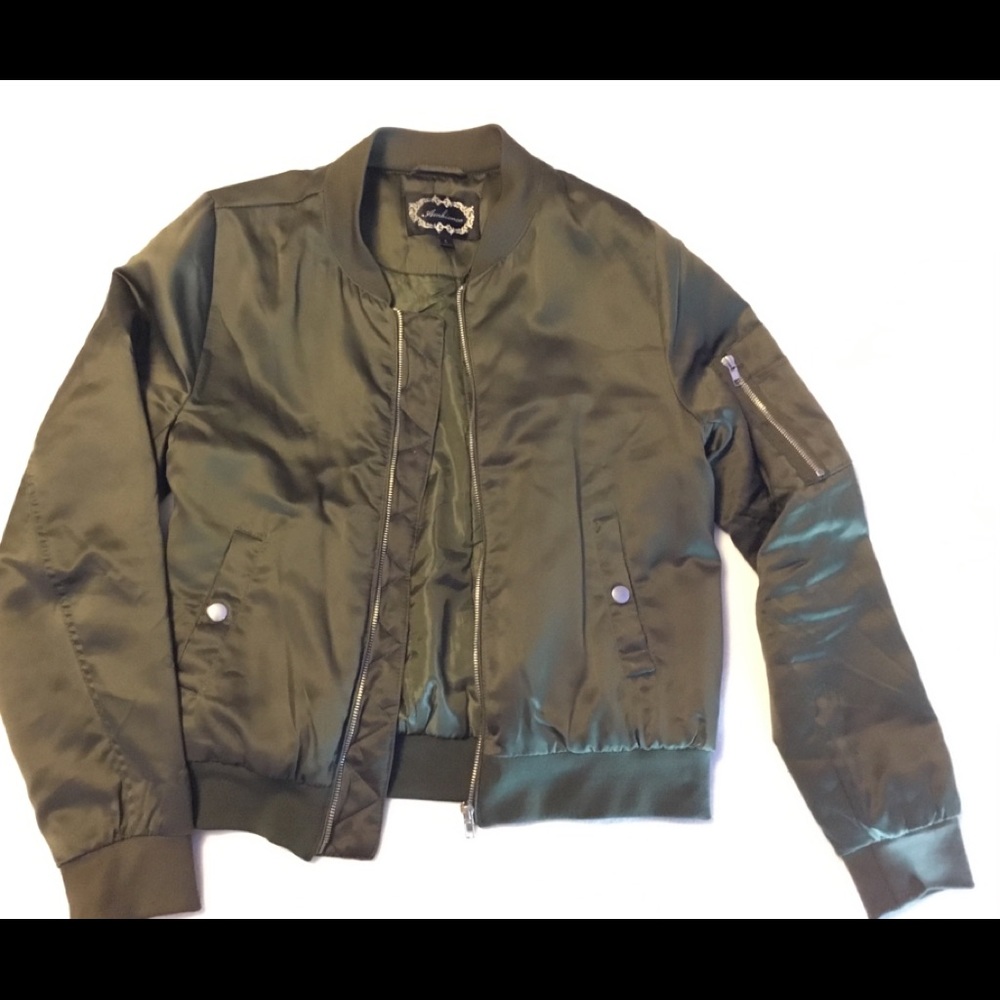 Light bomber jacket